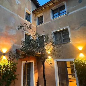 Dimora Carducci Bed & Breakfast Pietrasanta
